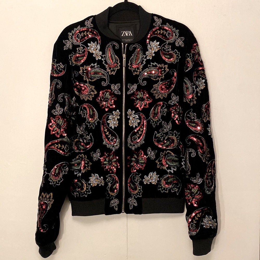 NWOT Zara Sequin Embellished Black Velvet Bomber Jacket - Men’s M